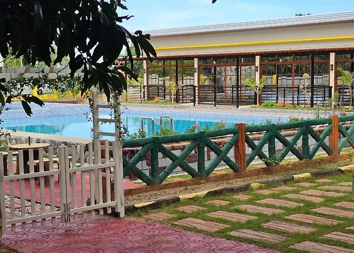 Summerville Hotel And Resort